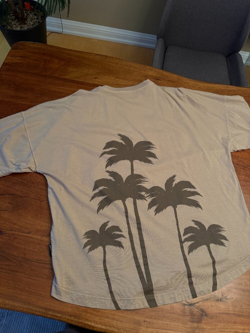 Palm Angels Graphic T-Shirt - Oversized - XL -Light Tan